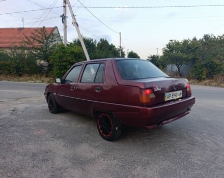 Красный ЗАЗ 1103 Славута, объемом двигателя 1.2 л и пробегом 127 тыс. км за 800 $, фото 4 на Automoto.ua