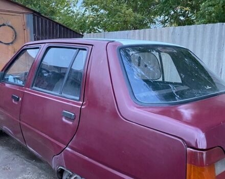 ЗАЗ 1103 Славута 2005 в Черняхове на Automoto.ua Красный ЗАЗ 1103 Славута, объемом двигателя 1.2 л и пробегом 242 тыс. км за 600 $, фото 3 на Automoto.ua