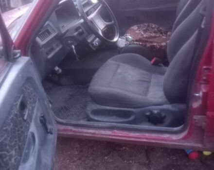 Красный ЗАЗ 1103 Славута, объемом двигателя 1 л и пробегом 75 тыс. км за 898 $, фото 4 на Automoto.ua