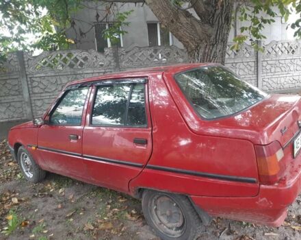 Красный ЗАЗ 1103 Славута, объемом двигателя 1.2 л и пробегом 205 тыс. км за 1087 $, фото 4 на Automoto.ua