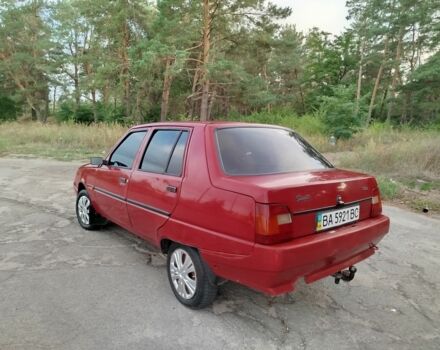 Красный ЗАЗ 1103 Славута, объемом двигателя 1.2 л и пробегом 200 тыс. км за 750 $, фото 8 на Automoto.ua