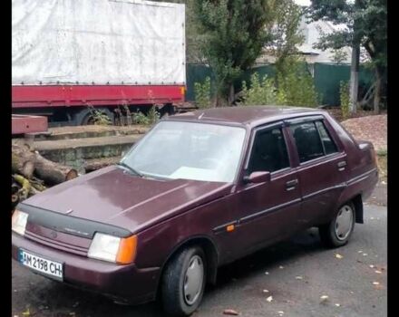 ЗАЗ 1103 Славута 2010 в Житомире на Automoto.ua Красный ЗАЗ 1103 Славута, объемом двигателя 1.3 л и пробегом 120 тыс. км за 1550 $, фото 2 на Automoto.ua