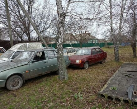 Красный ЗАЗ 1103 Славута, объемом двигателя 0 л и пробегом 100 тыс. км за 300 $, фото 1 на Automoto.ua