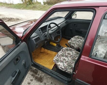 ЗАЗ 1103 Славута 2001 в Олевске на Automoto.ua Красный ЗАЗ 1103 Славута, объемом двигателя 1.2 л и пробегом 120 тыс. км за 799 $, фото 7 на Automoto.ua