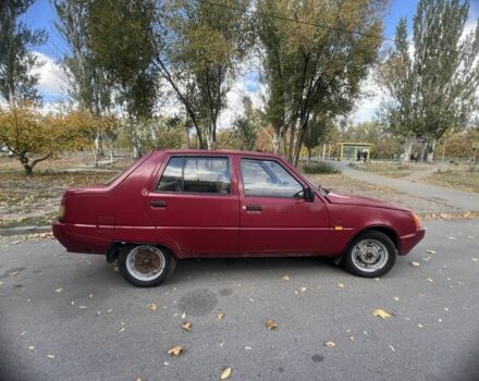 ЗАЗ 1103 Славута 2001 в Днепре (Днепропетровске) на Automoto.ua Красный ЗАЗ 1103 Славута, объемом двигателя 1.2 л и пробегом 93 тыс. км за 1400 $, фото 2 на Automoto.ua