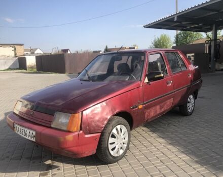 Красный ЗАЗ 1103 Славута, объемом двигателя 1.2 л и пробегом 195 тыс. км за 550 $, фото 2 на Automoto.ua