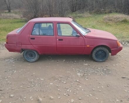 Красный ЗАЗ 1103 Славута, объемом двигателя 1.2 л и пробегом 103 тыс. км за 400 $, фото 2 на Automoto.ua