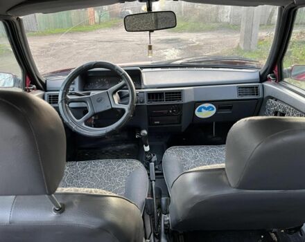 Червоний ЗАЗ 1103 Славута, об'ємом двигуна 1.2 л та пробігом 122 тис. км за 950 $, фото 5 на Automoto.ua