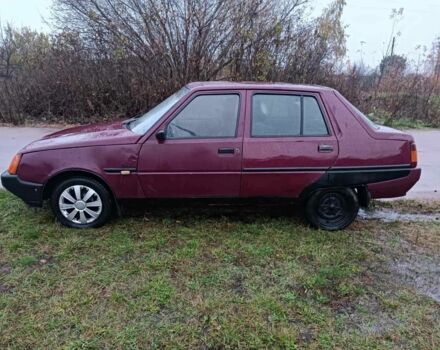 Красный ЗАЗ 1103 Славута, объемом двигателя 0 л и пробегом 350 тыс. км за 576 $, фото 3 на Automoto.ua