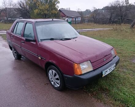 Красный ЗАЗ 1103 Славута, объемом двигателя 0 л и пробегом 350 тыс. км за 576 $, фото 5 на Automoto.ua