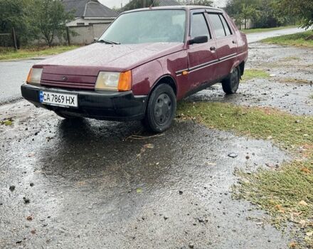 Красный ЗАЗ 1103 Славута, объемом двигателя 1.2 л и пробегом 200 тыс. км за 600 $, фото 1 на Automoto.ua