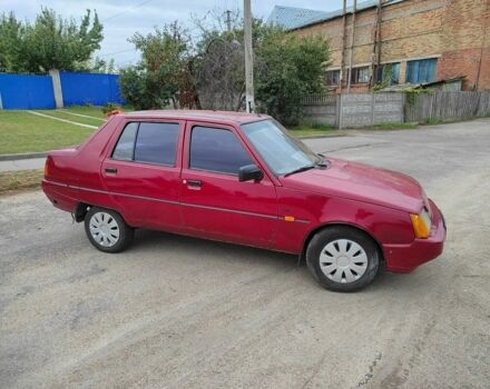 Красный ЗАЗ 1103 Славута, объемом двигателя 0 л и пробегом 200 тыс. км за 800 $, фото 2 на Automoto.ua