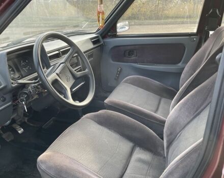 Красный ЗАЗ 1103 Славута, объемом двигателя 0 л и пробегом 200 тыс. км за 550 $, фото 4 на Automoto.ua