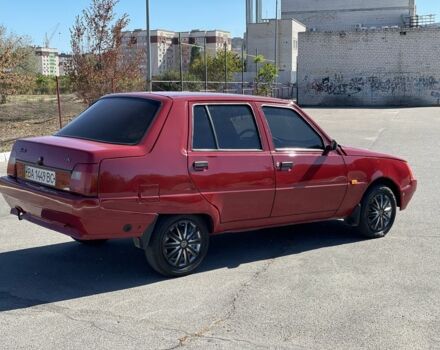 Красный ЗАЗ 1103 Славута, объемом двигателя 1.2 л и пробегом 100 тыс. км за 1200 $, фото 5 на Automoto.ua