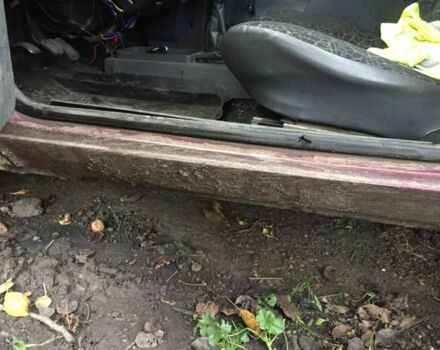 Красный ЗАЗ 1103 Славута, объемом двигателя 1.2 л и пробегом 119 тыс. км за 850 $, фото 6 на Automoto.ua