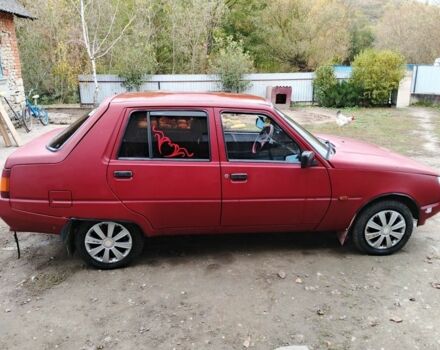 Червоний ЗАЗ 1103 Славута, об'ємом двигуна 1.2 л та пробігом 100 тис. км за 900 $, фото 3 на Automoto.ua