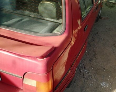 Красный ЗАЗ 1103 Славута, объемом двигателя 0 л и пробегом 200 тыс. км за 713 $, фото 4 на Automoto.ua