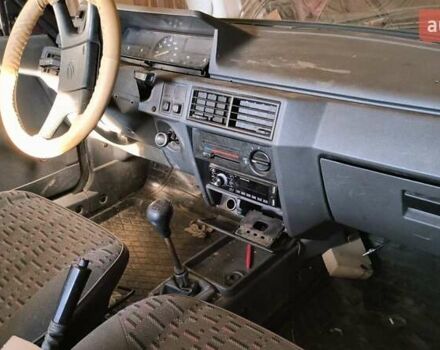 Красный ЗАЗ 1103 Славута, объемом двигателя 1.1 л и пробегом 200 тыс. км за 1200 $, фото 5 на Automoto.ua