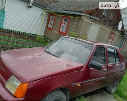 Красный ЗАЗ 1103 Славута, объемом двигателя 0 л и пробегом 150 тыс. км за 871 $, фото 2 на Automoto.ua