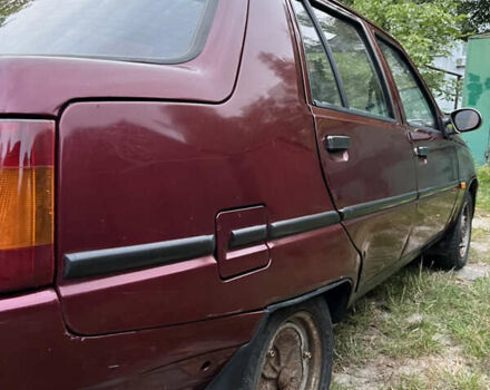 ЗАЗ 1103 Славута 2001 в Борисполе на Automoto.ua Красный ЗАЗ 1103 Славута, объемом двигателя 1.2 л и пробегом 99 тыс. км за 590 $, фото 5 на Automoto.ua