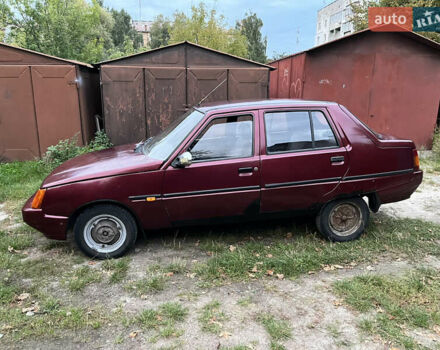 ЗАЗ 1103 Славута 2001 в Борисполе на Automoto.ua Красный ЗАЗ 1103 Славута, объемом двигателя 1.2 л и пробегом 99 тыс. км за 590 $, фото 1 на Automoto.ua