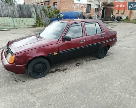 ЗАЗ 1103 Славута 2001 в Олевске на Automoto.ua Красный ЗАЗ 1103 Славута, объемом двигателя 1.2 л и пробегом 120 тыс. км за 799 $, фото 1 на Automoto.ua