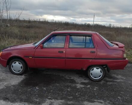 Красный ЗАЗ 1103 Славута, объемом двигателя 1.3 л и пробегом 112 тыс. км за 1300 $, фото 8 на Automoto.ua