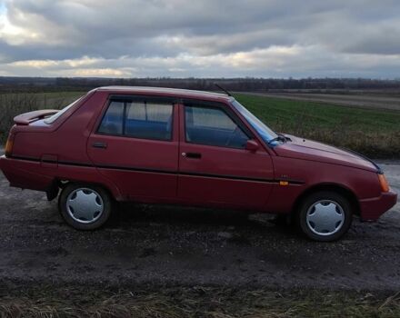 Красный ЗАЗ 1103 Славута, объемом двигателя 1.3 л и пробегом 112 тыс. км за 1300 $, фото 5 на Automoto.ua