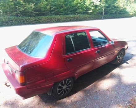 Красный ЗАЗ 1103 Славута, объемом двигателя 1.2 л и пробегом 72 тыс. км за 713 $, фото 4 на Automoto.ua