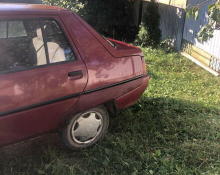 Червоний ЗАЗ 1103 Славута, об'ємом двигуна 1.2 л та пробігом 200 тис. км за 1100 $, фото 2 на Automoto.ua