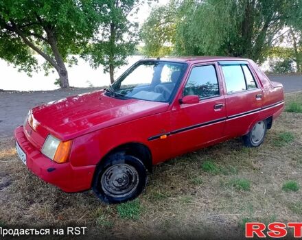 ЗАЗ 1103 Славута 2003 у Кропивницькому (Кіровограді) на Automoto.ua Червоний ЗАЗ 1103 Славута, об'ємом двигуна 1.2 л та пробігом 205 тис. км за 750 $, фото 5 на Automoto.ua