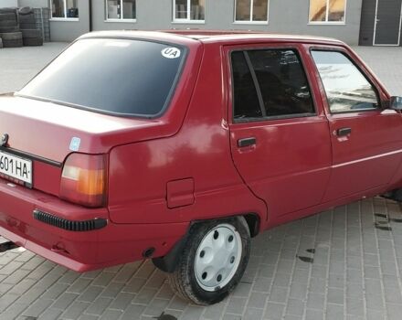 Красный ЗАЗ 1103 Славута, объемом двигателя 1.2 л и пробегом 65 тыс. км за 1350 $, фото 2 на Automoto.ua