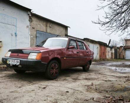 Красный ЗАЗ 1103 Славута, объемом двигателя 1.2 л и пробегом 83 тыс. км за 850 $, фото 5 на Automoto.ua