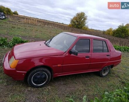 Красный ЗАЗ 1103 Славута, объемом двигателя 1.2 л и пробегом 132 тыс. км за 800 $, фото 6 на Automoto.ua