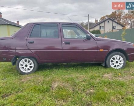 Красный ЗАЗ 1103 Славута, объемом двигателя 1.2 л и пробегом 212 тыс. км за 1718 $, фото 2 на Automoto.ua