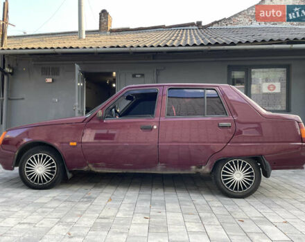 Красный ЗАЗ 1103 Славута, объемом двигателя 1.2 л и пробегом 151 тыс. км за 800 $, фото 9 на Automoto.ua