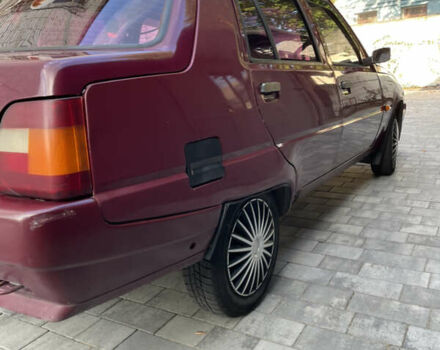 Красный ЗАЗ 1103 Славута, объемом двигателя 1.2 л и пробегом 151 тыс. км за 800 $, фото 2 на Automoto.ua