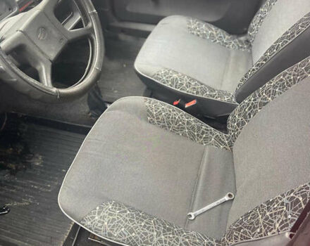 Красный ЗАЗ 1103 Славута, объемом двигателя 1.2 л и пробегом 156 тыс. км за 1180 $, фото 5 на Automoto.ua