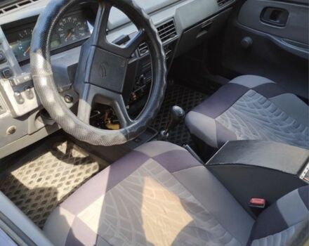 Красный ЗАЗ 1103 Славута, объемом двигателя 1.3 л и пробегом 240 тыс. км за 1300 $, фото 5 на Automoto.ua