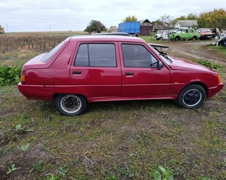 Красный ЗАЗ 1103 Славута, объемом двигателя 0 л и пробегом 134 тыс. км за 800 $, фото 7 на Automoto.ua