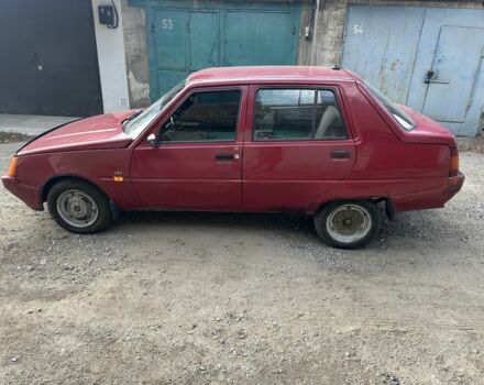 ЗАЗ 1103 Славута 2004 в Днепре (Днепропетровске) на Automoto.ua Красный ЗАЗ 1103 Славута, объемом двигателя 1.2 л и пробегом 1 тыс. км за 525 $, фото 3 на Automoto.ua