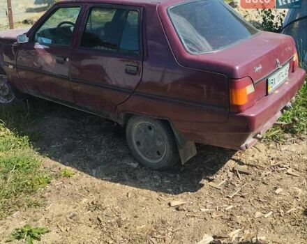 Красный ЗАЗ 1103 Славута, объемом двигателя 1.2 л и пробегом 100 тыс. км за 500 $, фото 2 на Automoto.ua