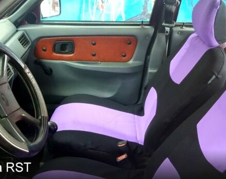 Червоний ЗАЗ 1103 Славута, об'ємом двигуна 1.2 л та пробігом 130 тис. км за 1450 $, фото 8 на Automoto.ua