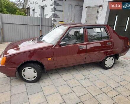 Красный ЗАЗ 1103 Славута, объемом двигателя 1.2 л и пробегом 120 тыс. км за 1250 $, фото 5 на Automoto.ua