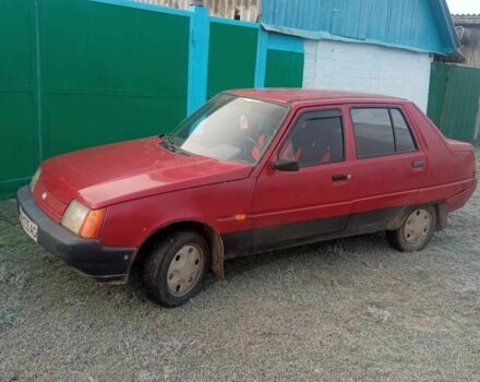 Красный ЗАЗ 1103 Славута, объемом двигателя 1.1 л и пробегом 300 тыс. км за 550 $, фото 2 на Automoto.ua