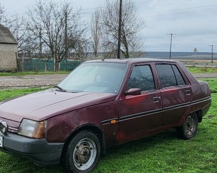 Красный ЗАЗ 1103 Славута, объемом двигателя 1.4 л и пробегом 160 тыс. км за 599 $, фото 6 на Automoto.ua