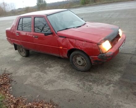 Красный ЗАЗ 1103 Славута, объемом двигателя 1 л и пробегом 221 тыс. км за 409 $, фото 3 на Automoto.ua