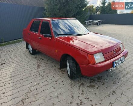 Красный ЗАЗ 1103 Славута, объемом двигателя 1.2 л и пробегом 140 тыс. км за 1200 $, фото 1 на Automoto.ua