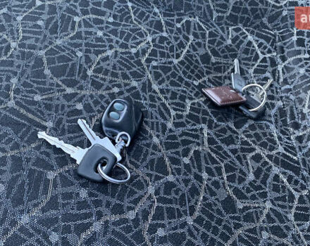 Красный ЗАЗ 1103 Славута, объемом двигателя 1.2 л и пробегом 166 тыс. км за 1350 $, фото 27 на Automoto.ua