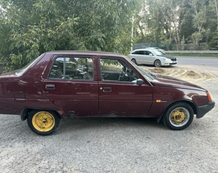 Красный ЗАЗ 1103 Славута, объемом двигателя 1.3 л и пробегом 150 тыс. км за 599 $, фото 5 на Automoto.ua